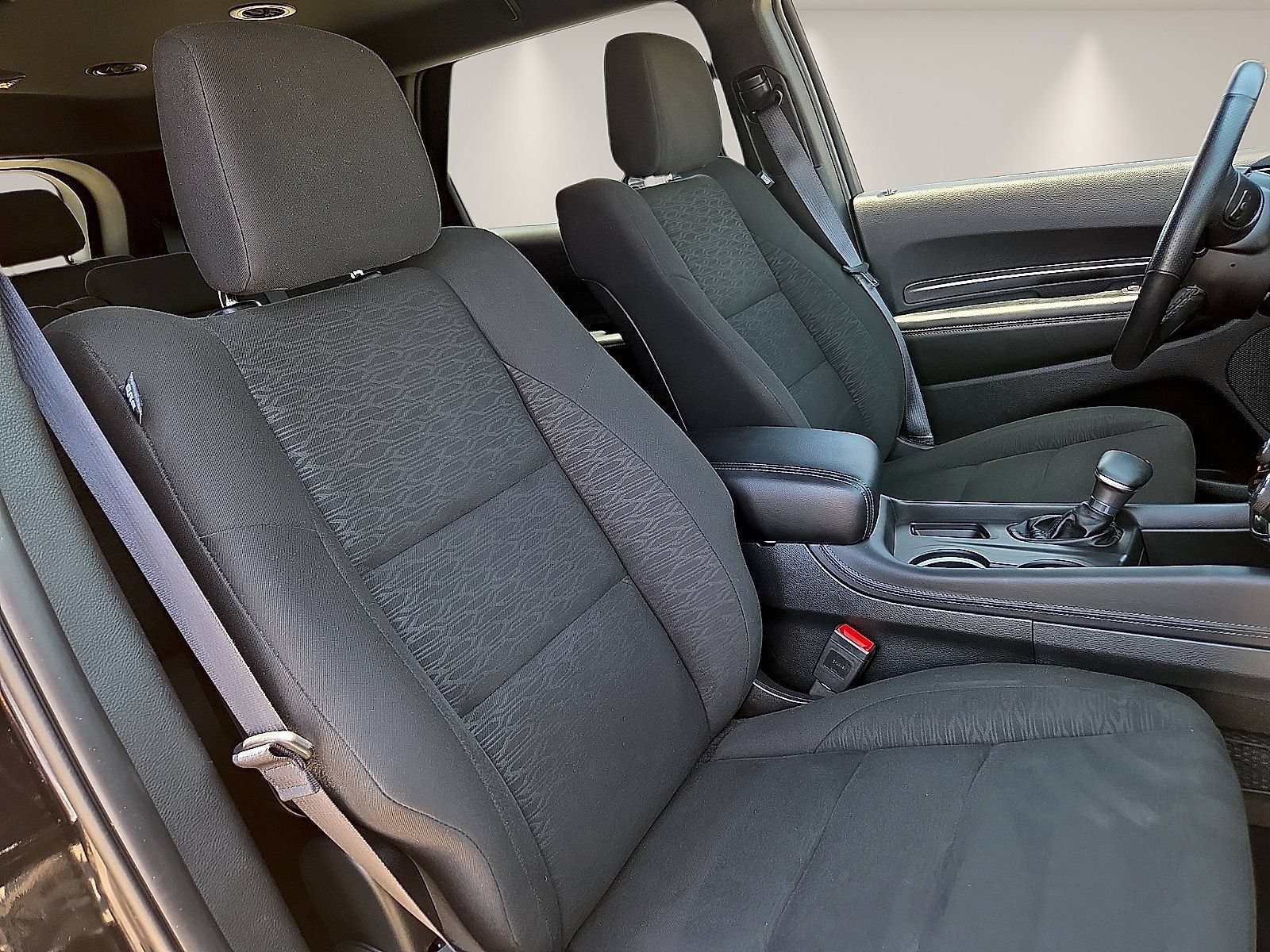 Used 2024 Dodge Durango SXT w/ SXT Blacktop Group RWD image 9