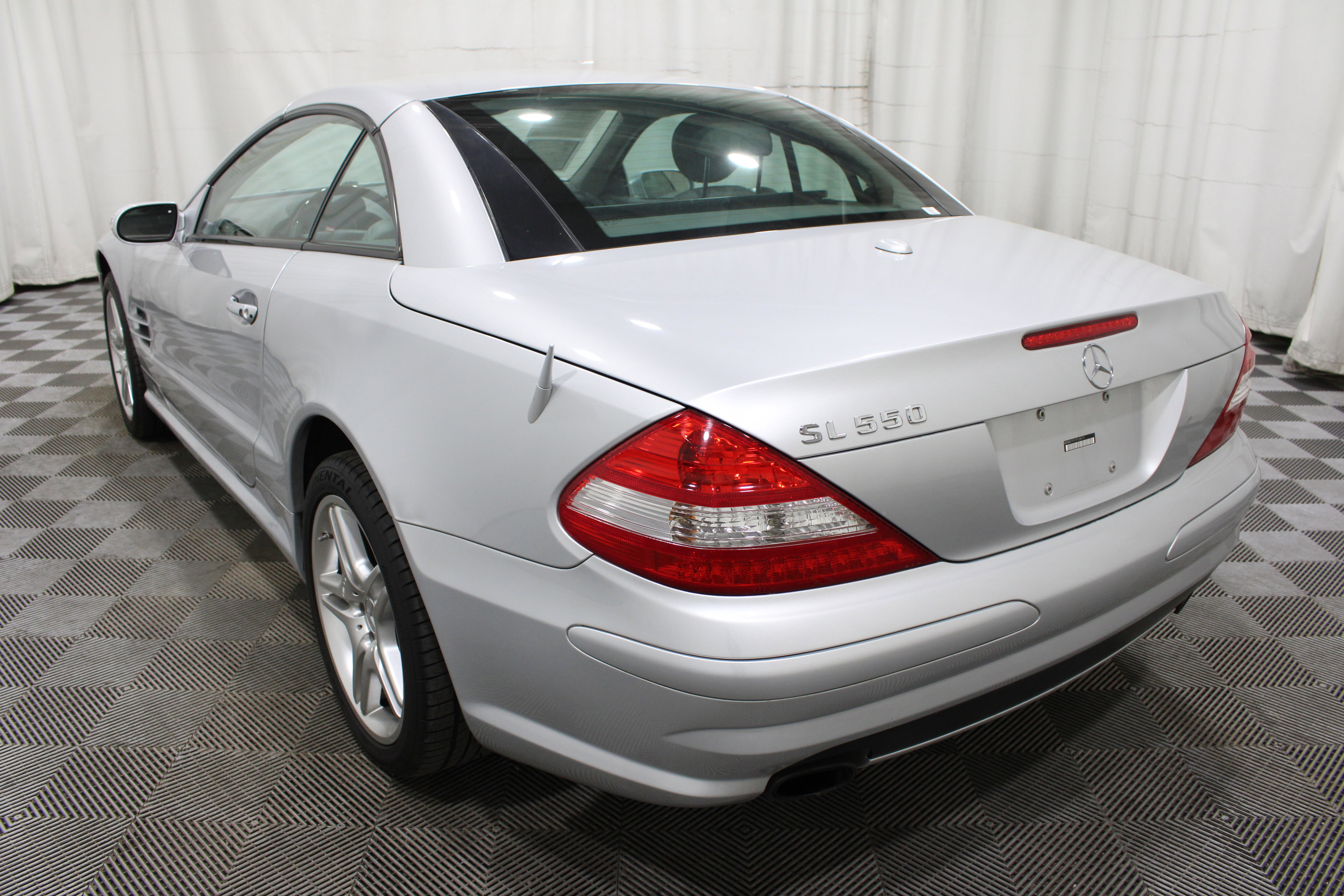 Used 2007 Mercedes-Benz SL 550 image 26