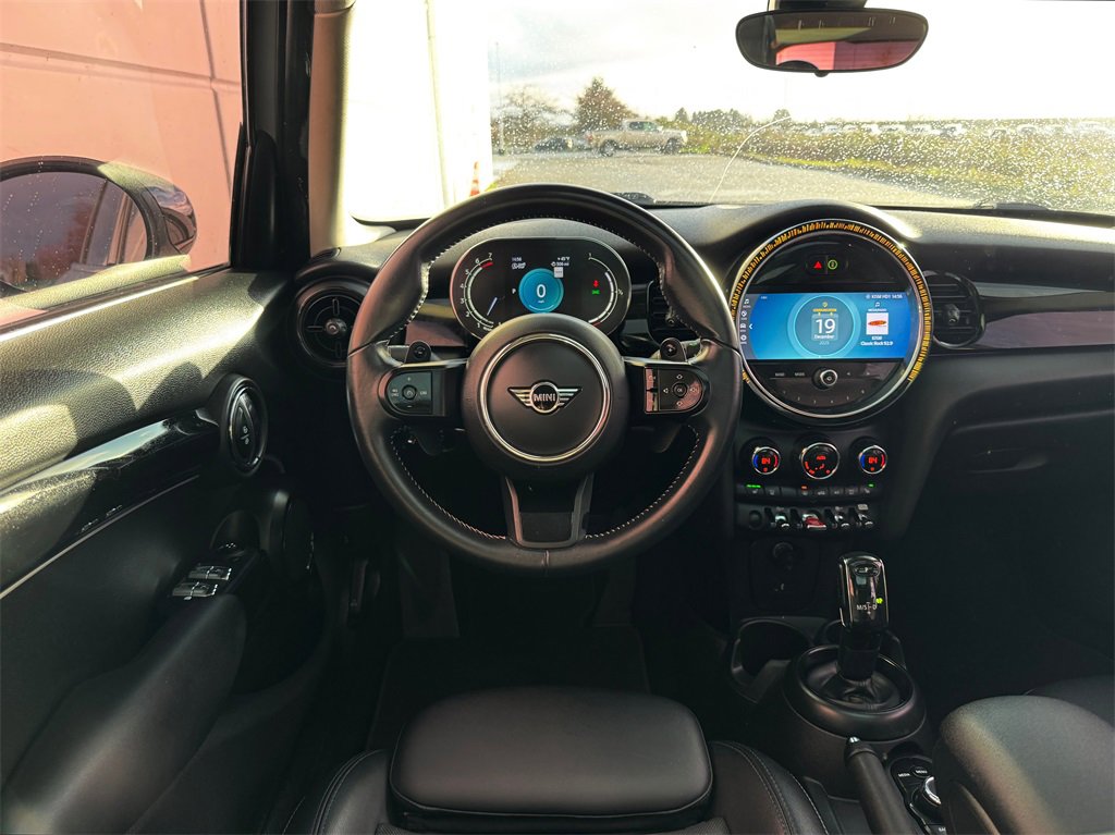 Used 2022 MINI Cooper S image 13