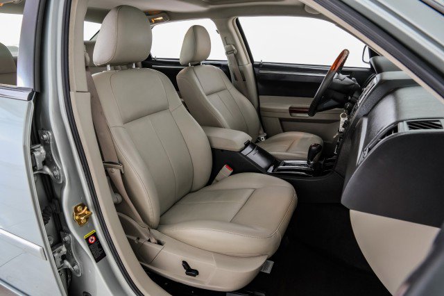 Used 2006 Chrysler 300 Touring image 31