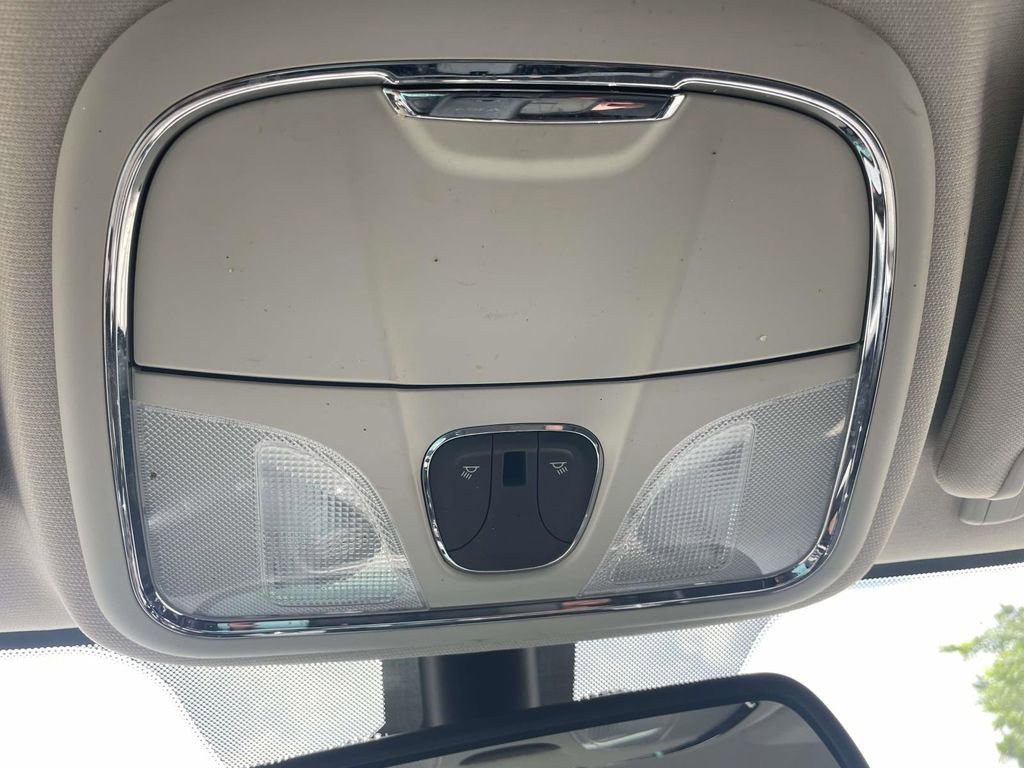 Used 2014 Jeep Cherokee Latitude FWD image 24