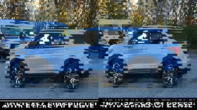 New 2026 Ford Explorer ST-Line image 3
