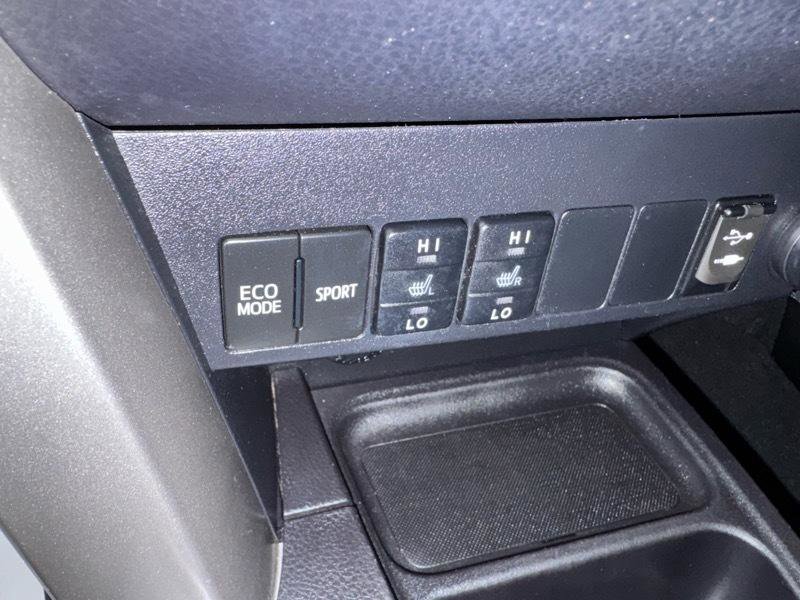 Used 2016 Toyota RAV4 Limited w/ Protection Package AWD/4WD image 18