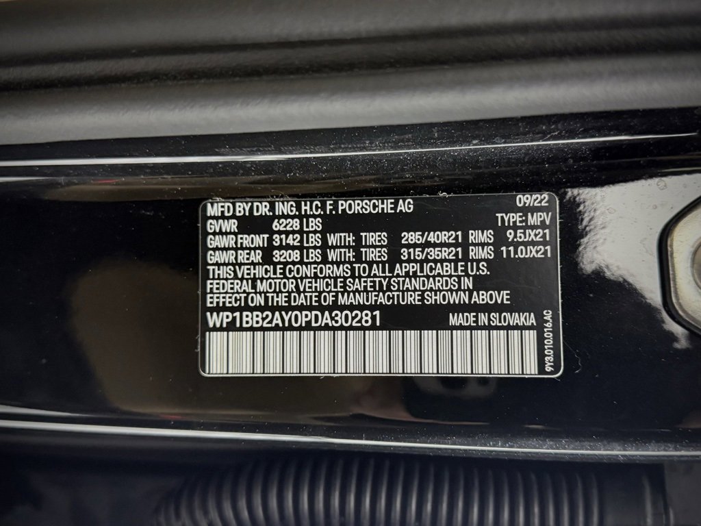 Certified 2023 Porsche Cayenne S image 33