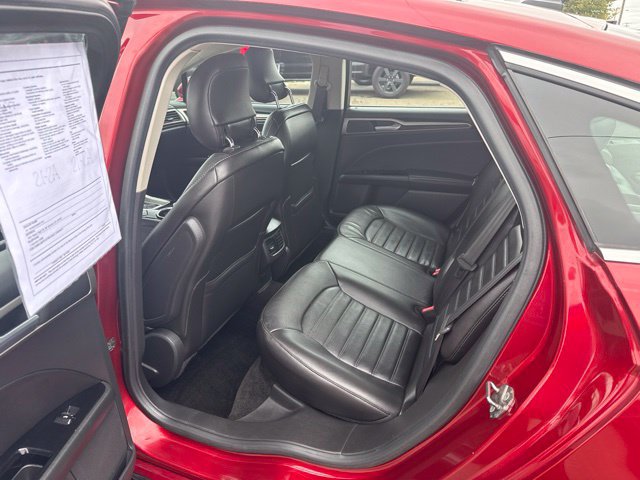 Used 2013 Ford Fusion SE FWD image 11