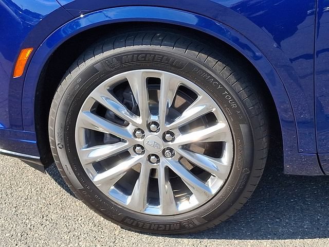 Used 2023 Cadillac XT6 Premium Luxury FWD image 29