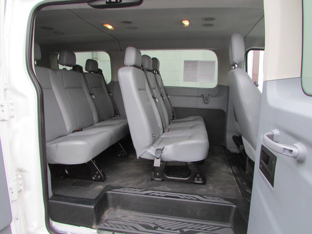 Used 2016 Ford Transit 150 XL image 5