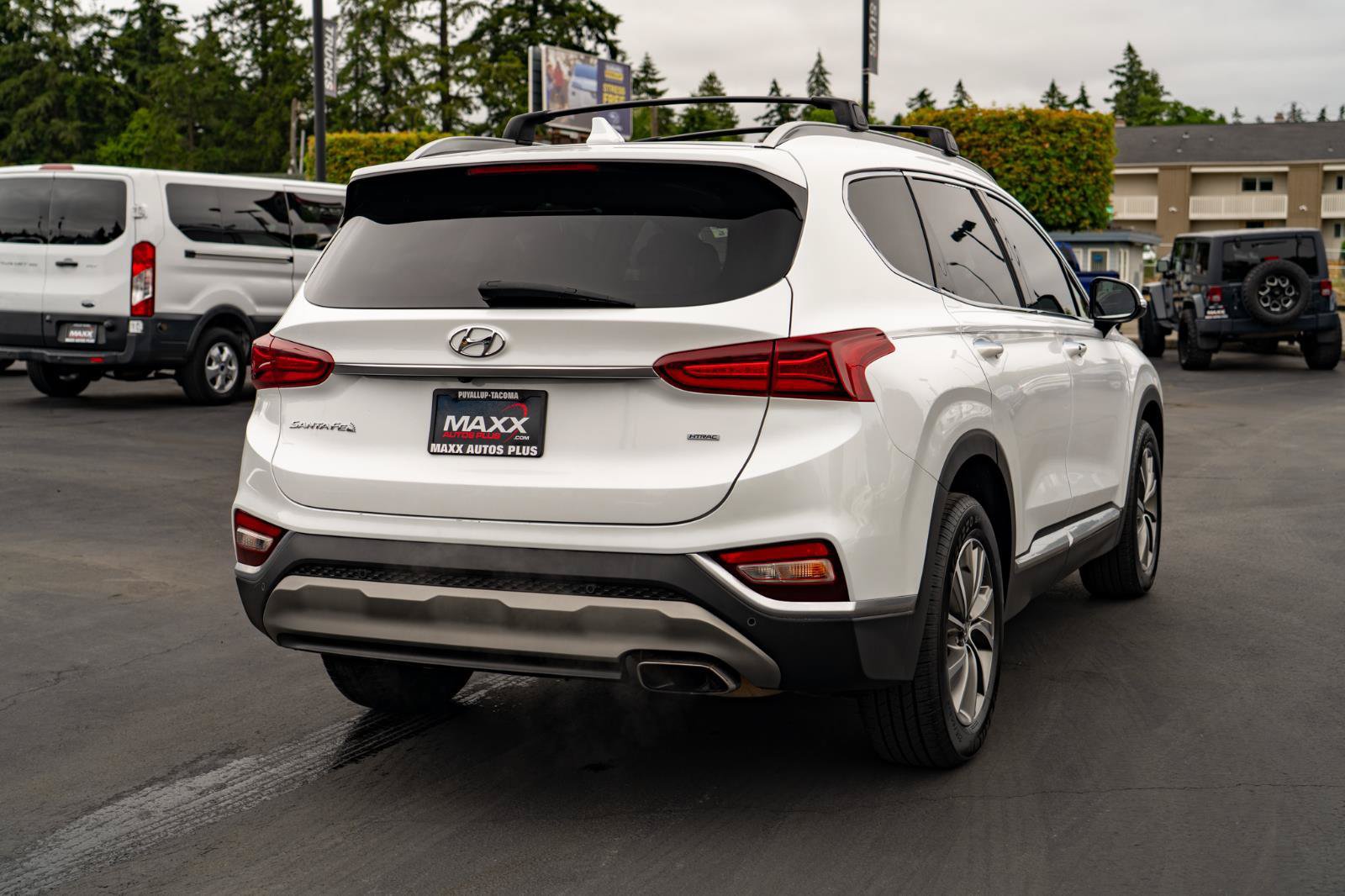 Used 2020 Hyundai Santa Fe SEL w/ Convenience + Premium Package AWD/4WD image 10
