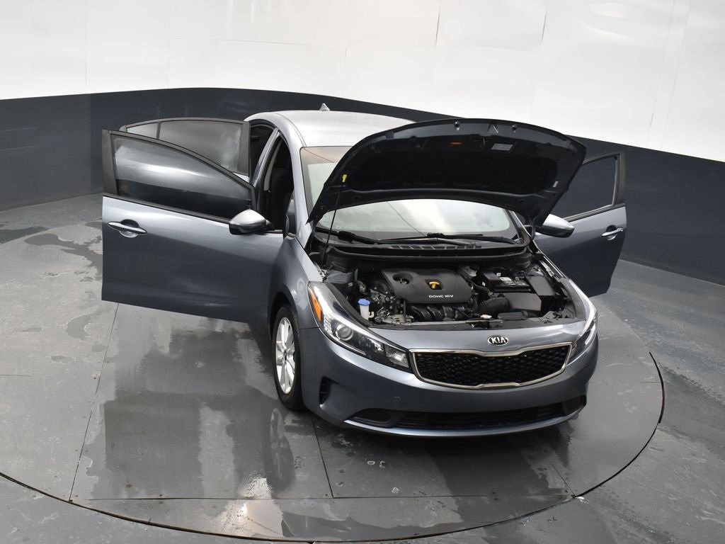Used 2017 Kia Forte S image 21