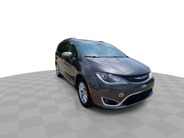 Used 2019 Chrysler Pacifica Limited w/ Advanced Safetytec Group FWD image 4