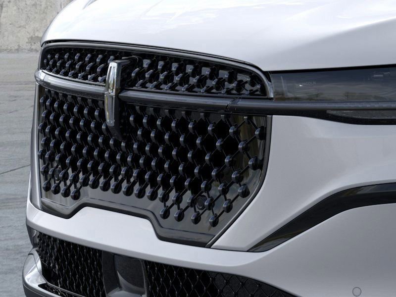 New 2026 Lincoln Nautilus Premier w/ Jet Appearance Package image 17