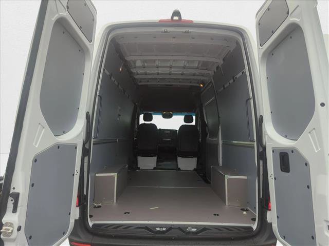 New 2024 Mercedes-Benz Sprinter 2500 image 22