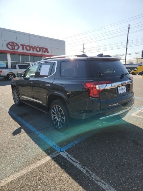 Used 2023 GMC Acadia Denali w/ Black Diamond Edition image 5