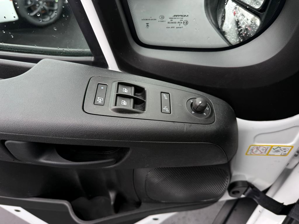 Used 2024 RAM ProMaster 2500 w/ Safety Group image 40