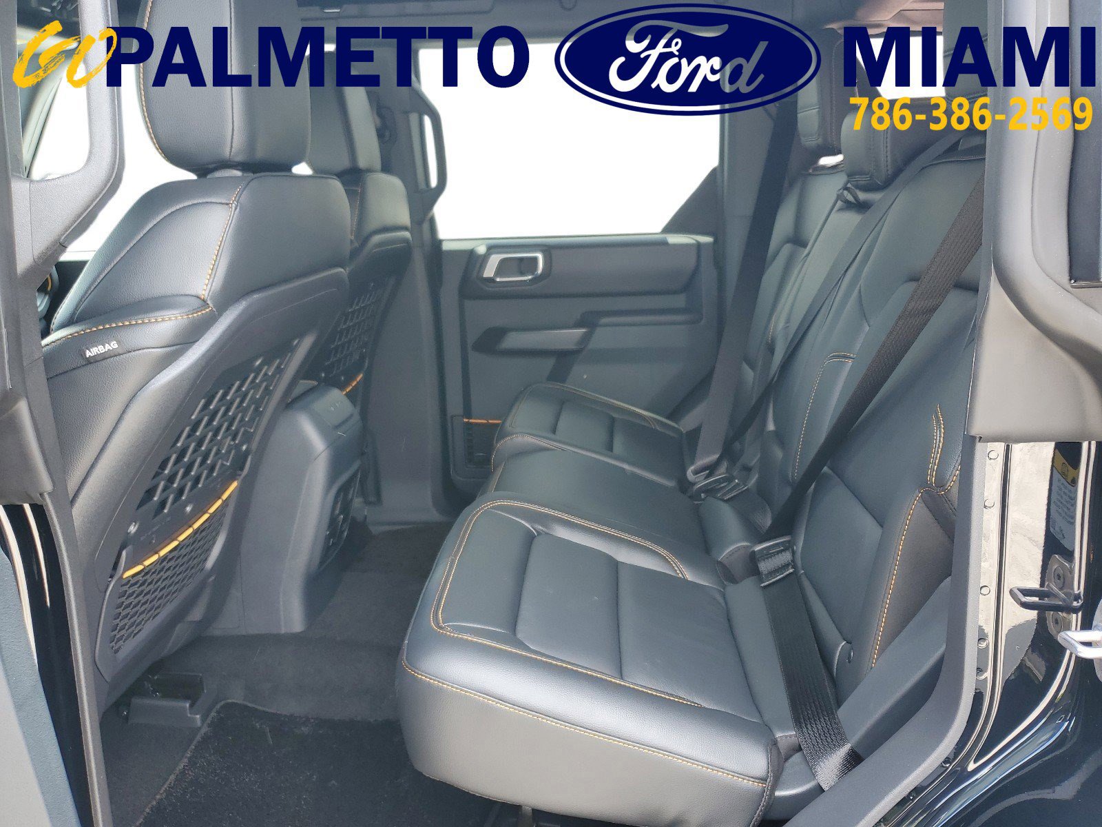 New 2024 Ford Bronco Badlands image 8