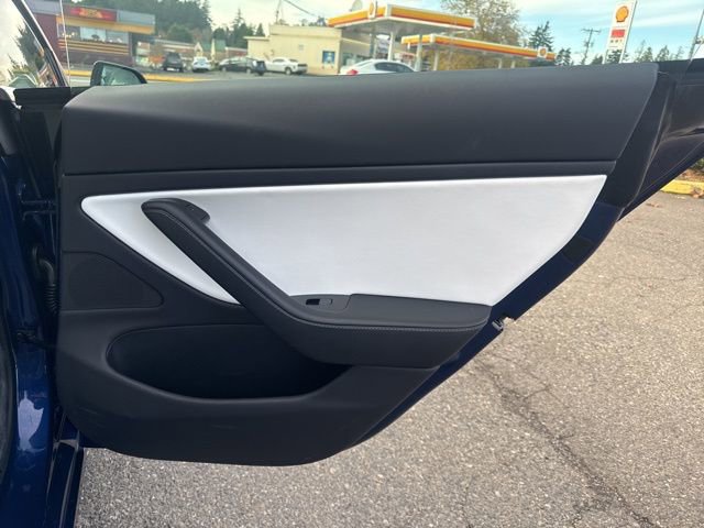 Used 2019 Tesla Model 3 Standard Range image 20