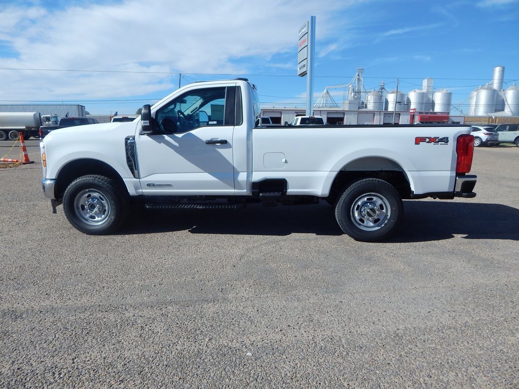 New 2026 Ford F350 4x4 Regular Cab Super Duty image 7