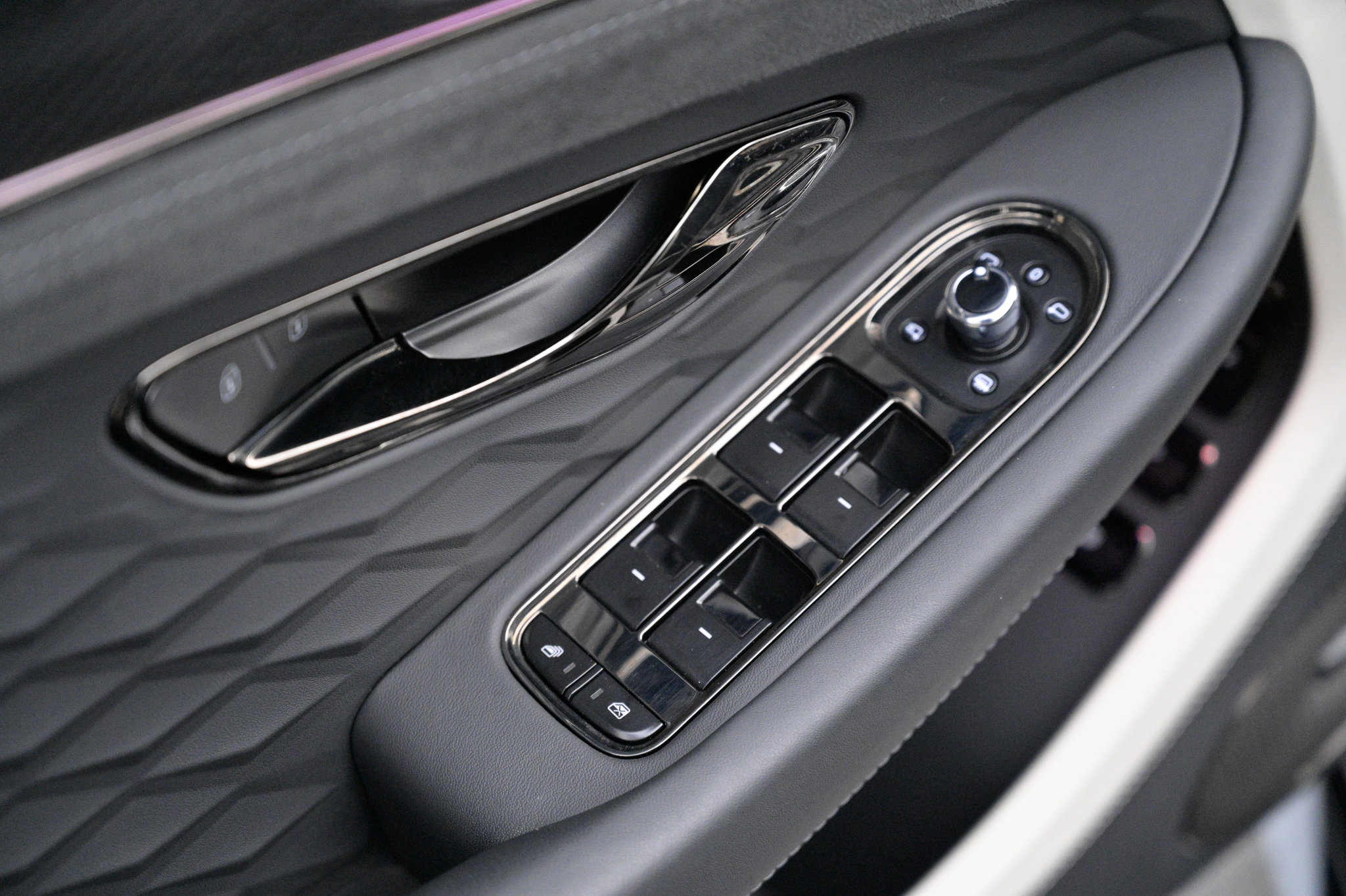 Used 2025 Bentley Continental GT Speed image 18