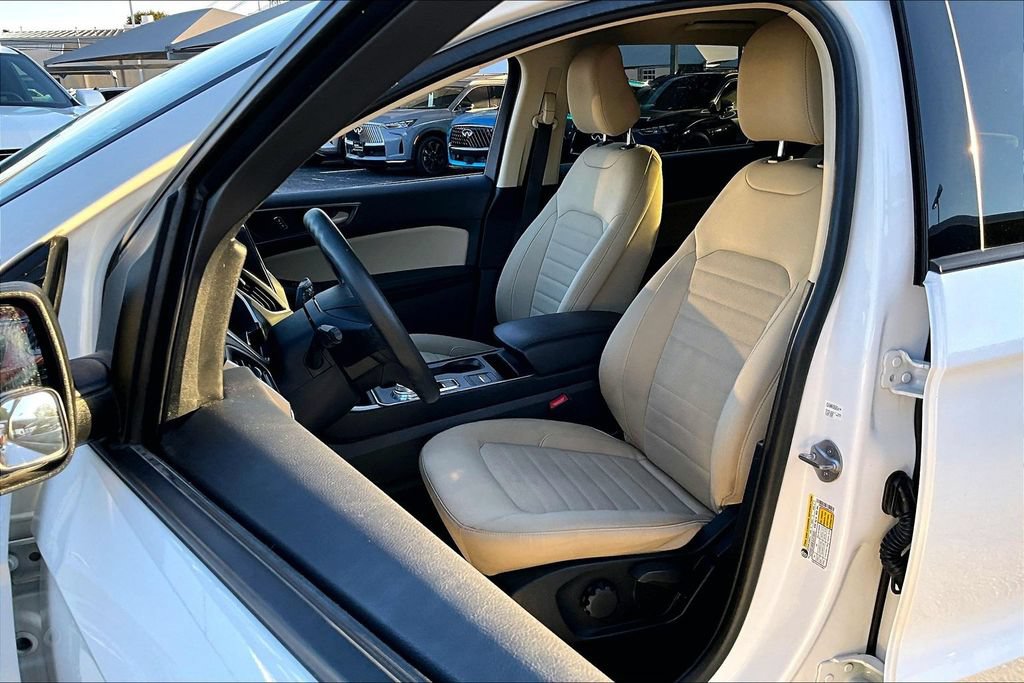 Used 2021 Ford Edge SE AWD/4WD image 34