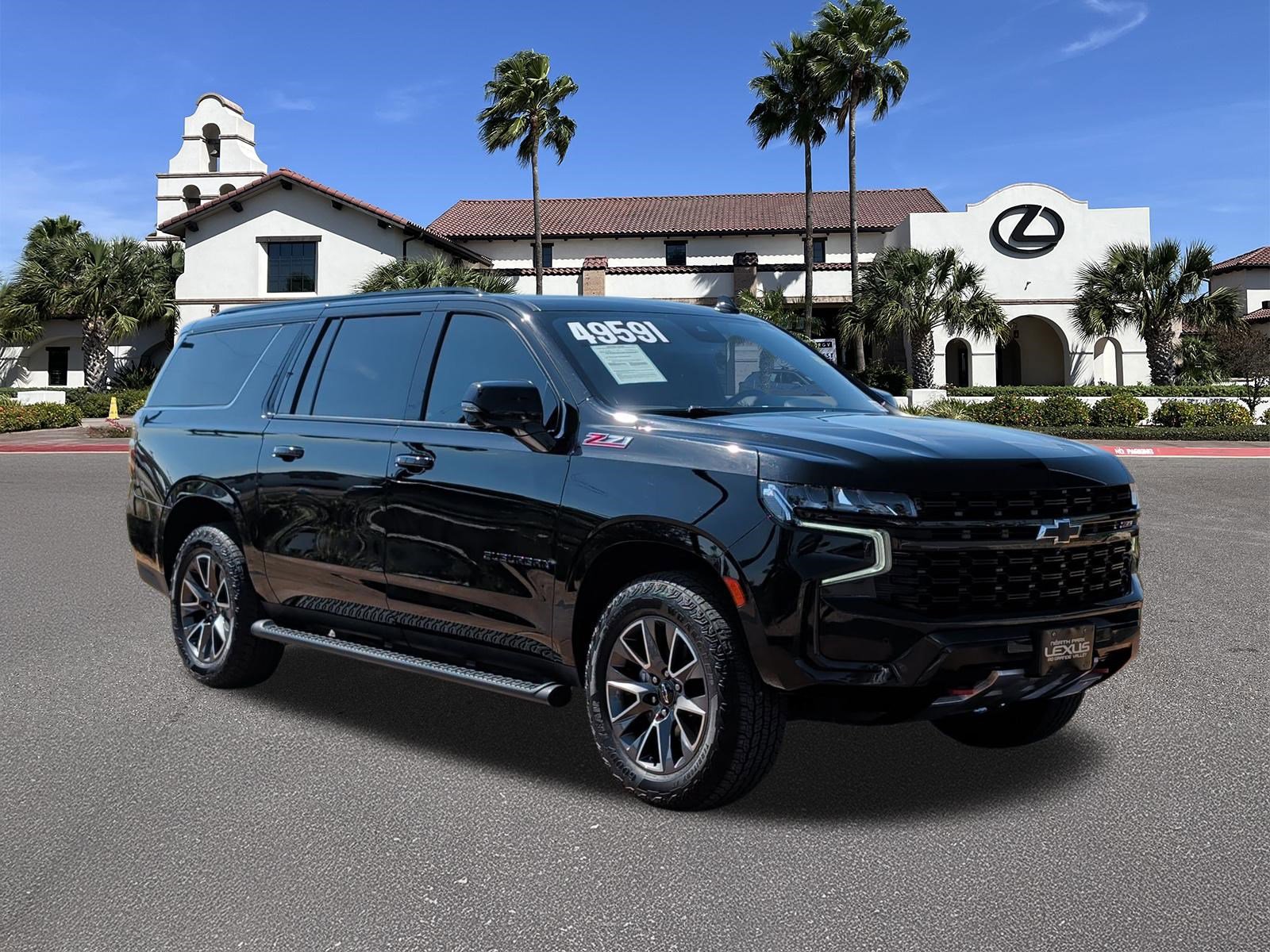 Used 2023 Chevrolet Suburban Z71 w/ Luxury Package image 1