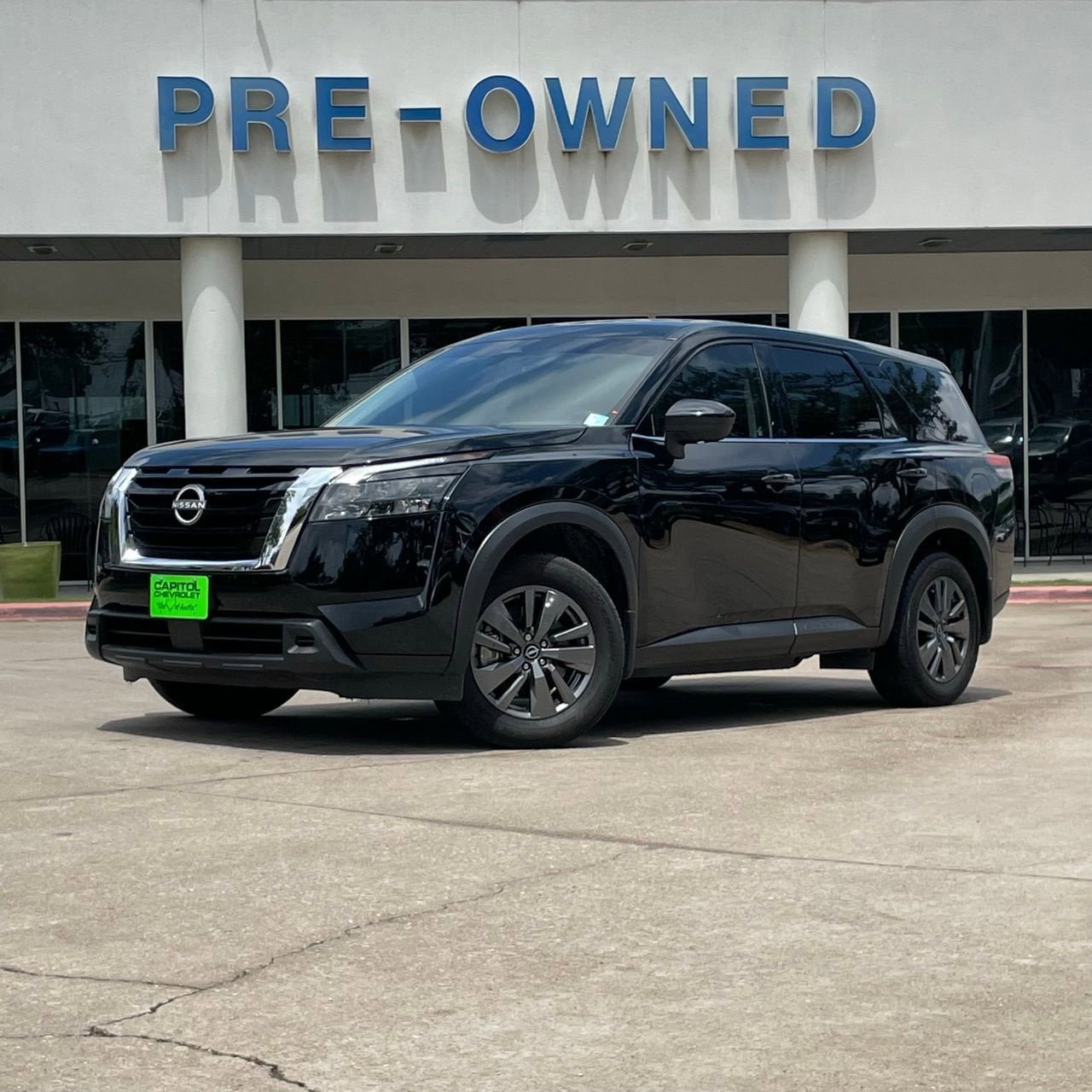 Used 2024 Nissan Pathfinder S w/ Cargo Package