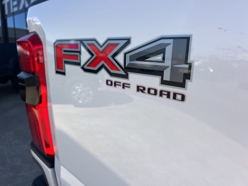 New 2026 Ford F250 Platinum image 9