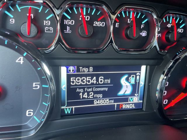 Used 2019 Chevrolet Suburban Premier image 12