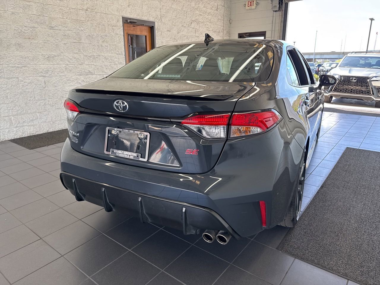 Used 2025 Toyota Corolla SE image 7