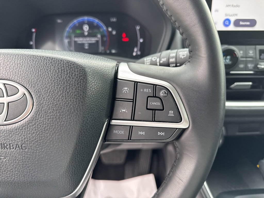 Used 2025 Toyota Grand Highlander FWD image 17