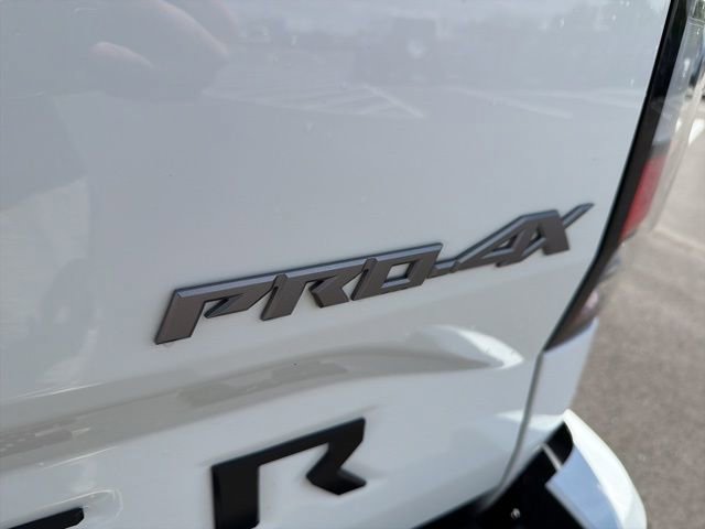 Used 2023 Nissan Frontier PRO-4X w/ Pro-4X Premium Package AWD/4WD image 10