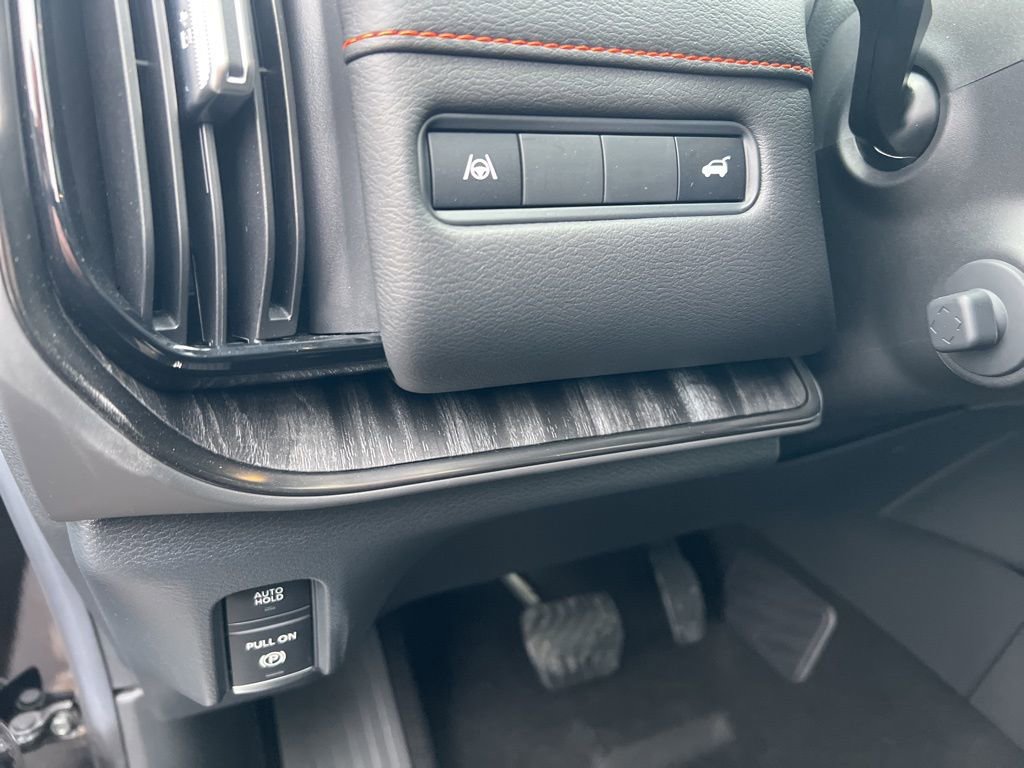 Certified 2025 Nissan Armada PRO-4X w/ Pro-4X Premium Package image 53