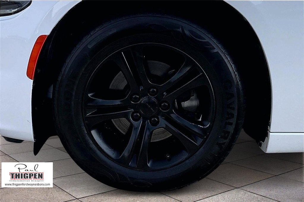 Used 2023 Dodge Charger SXT image 9