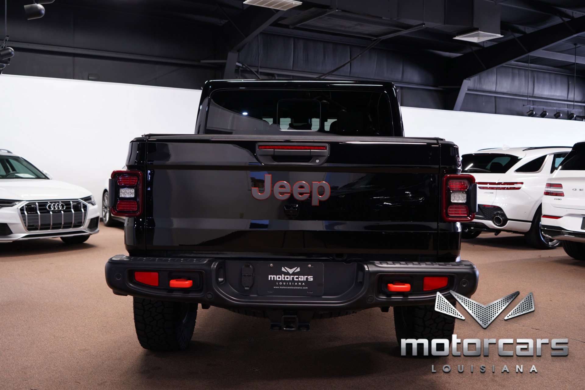 Used 2024 Jeep Gladiator Mojave AWD/4WD image 7