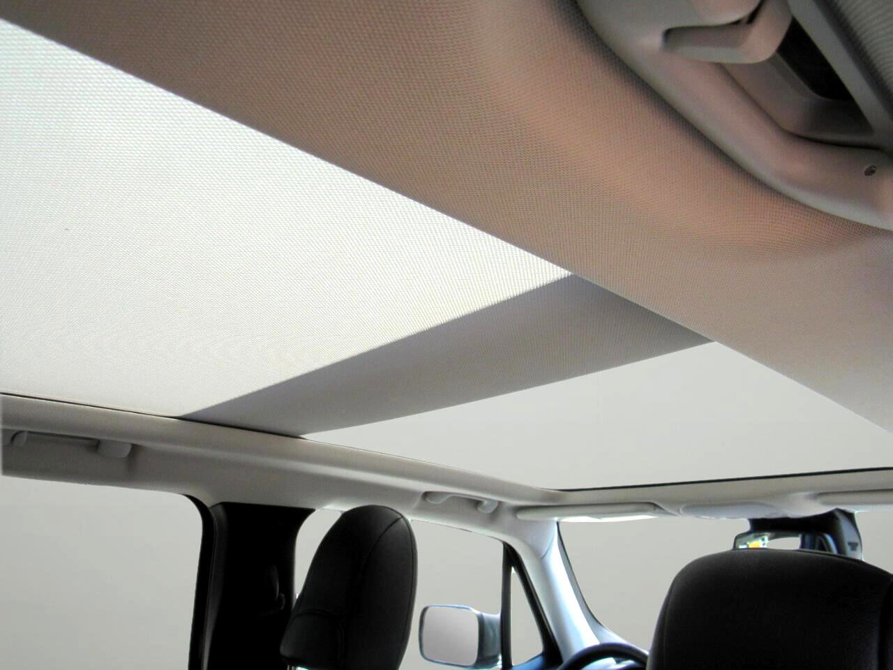 Used 2021 Jeep Renegade Limited w/ Sun & Sound Group image 40