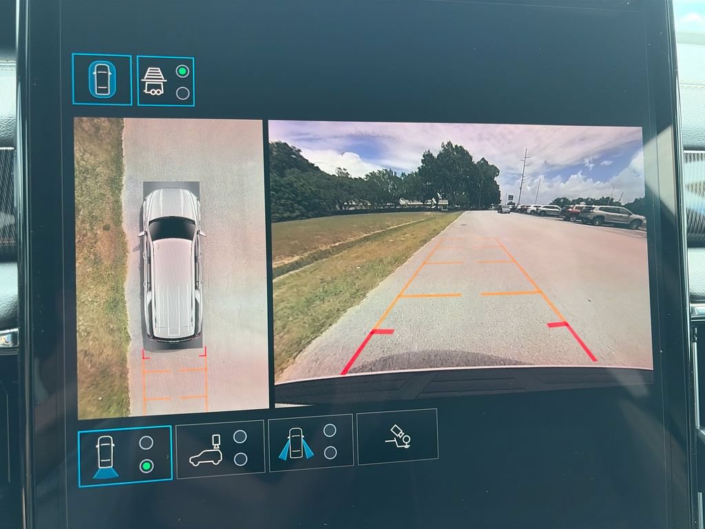 New 2026 GMC Yukon XL Elevation AWD/4WD image 24