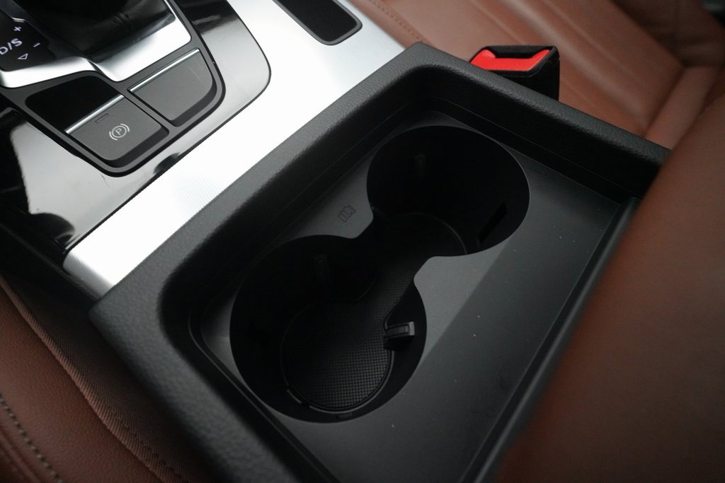 Used 2025 Audi Q5 2.0T Premium image 17