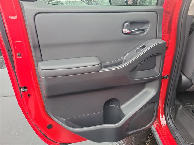 Certified 2024 Nissan Frontier SV w/ Hardbody Edition image 17