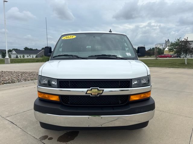 Used 2025 Chevrolet Express 2500 w/ Driver Convenience Package RWD image 30