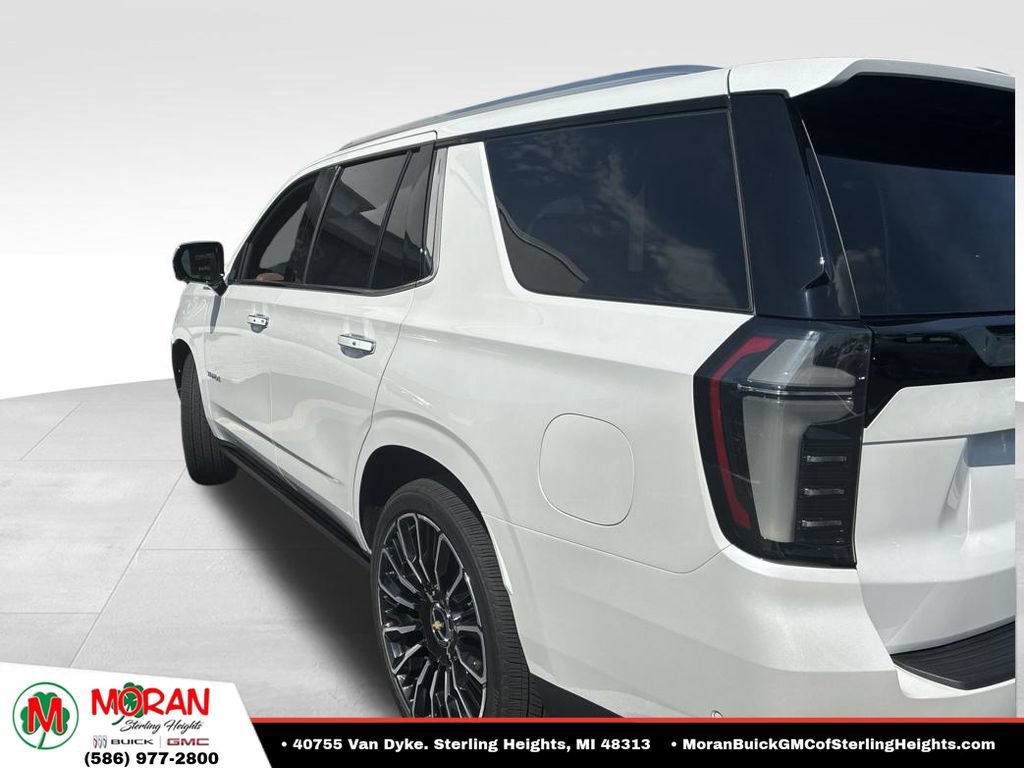 Used 2025 Chevrolet Tahoe High Country AWD/4WD image 6
