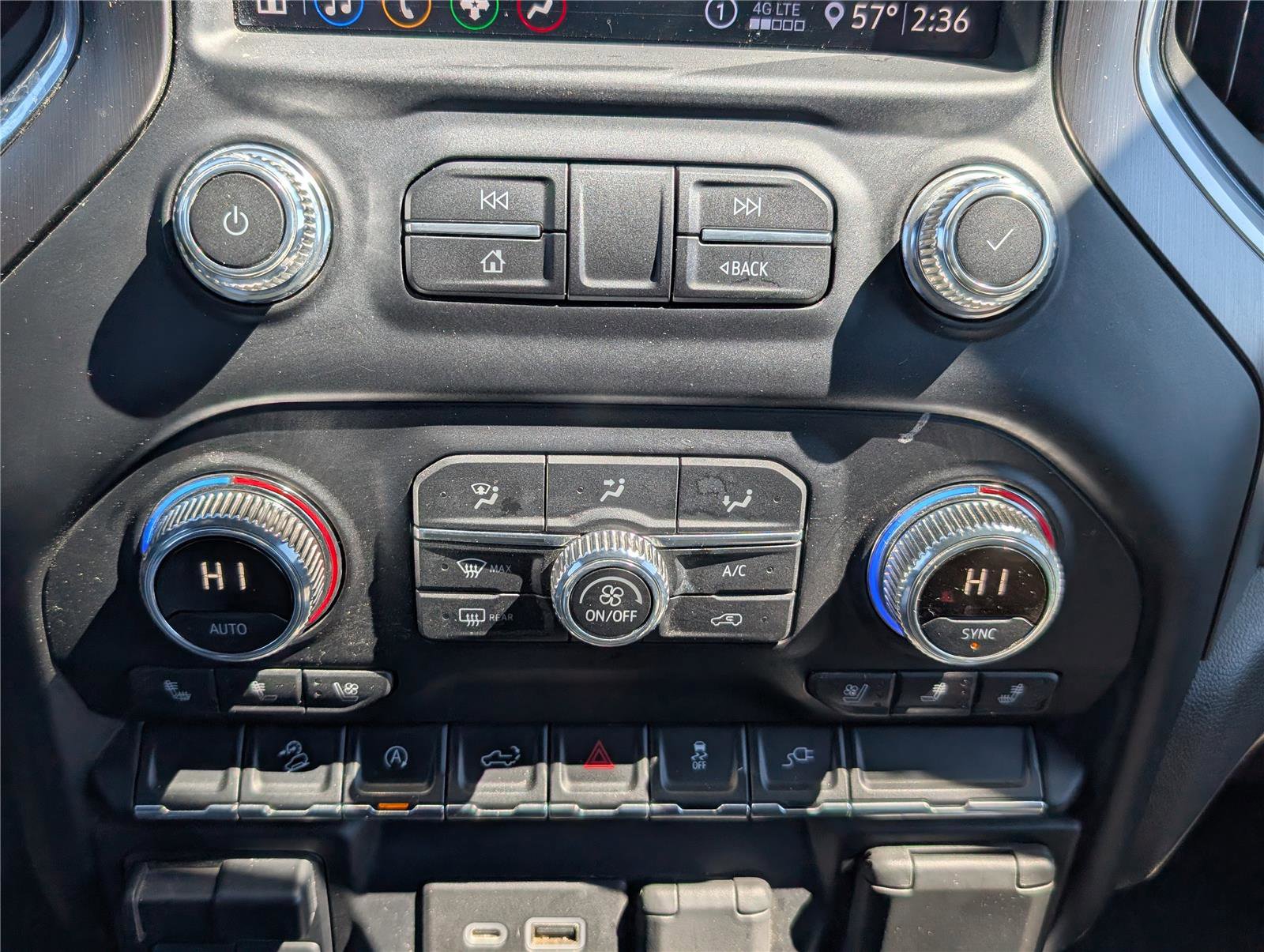 Used 2020 GMC Sierra 1500 AT4 image 28