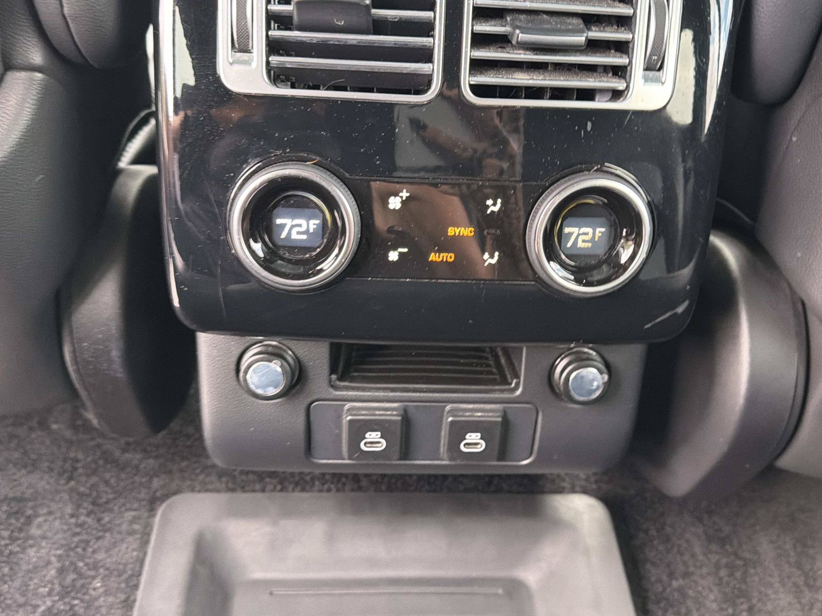 Used 2021 Land Rover Range Rover AWD/4WD image 16