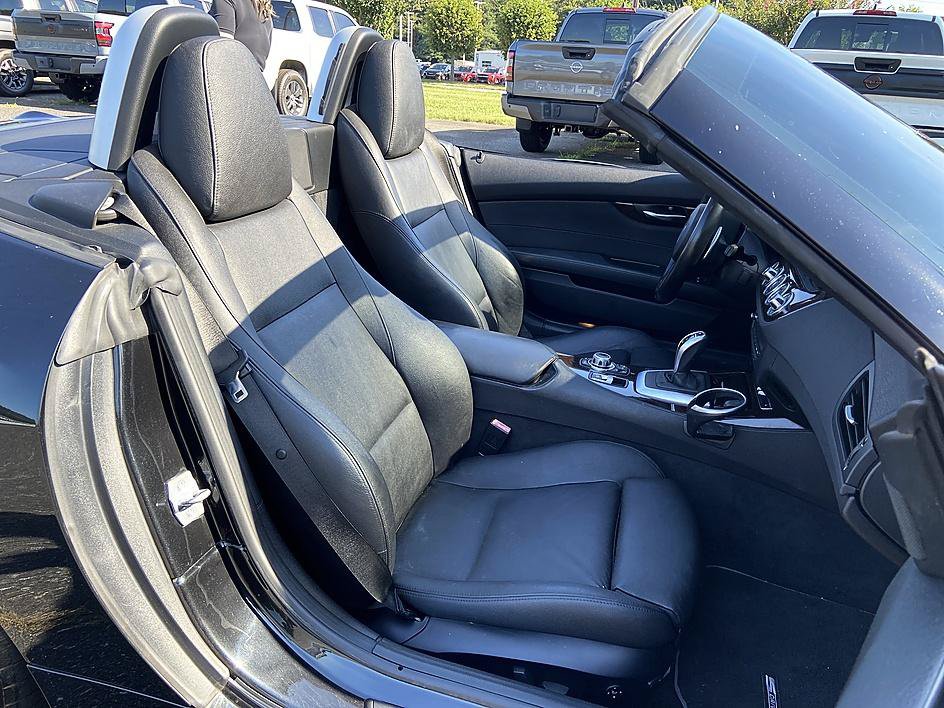 Used 2013 BMW Z4 sDrive35is RWD image 16