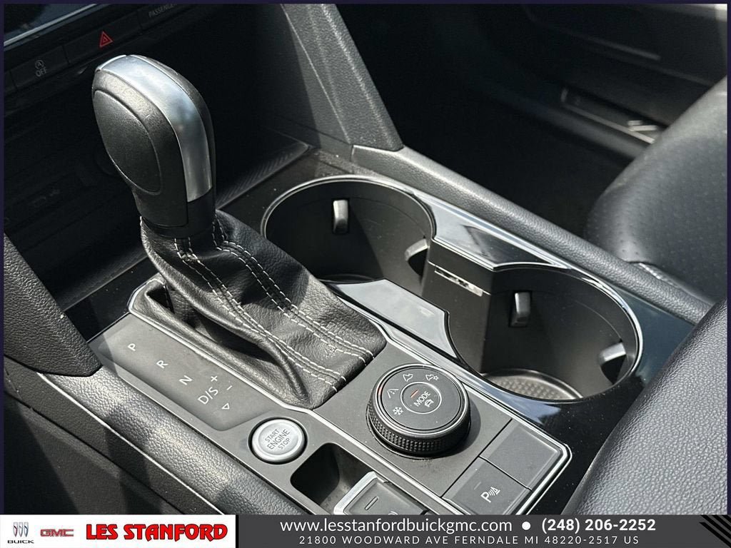 Used 2022 Volkswagen Atlas Cross Sport SEL AWD/4WD image 33