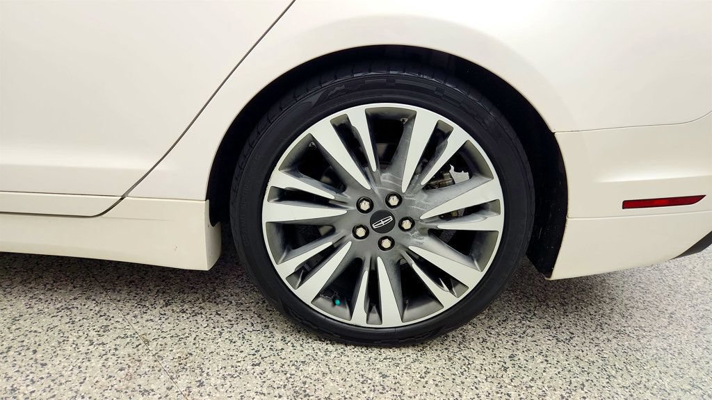 Used 2020 Lincoln MKZ Reserve FWD image 9