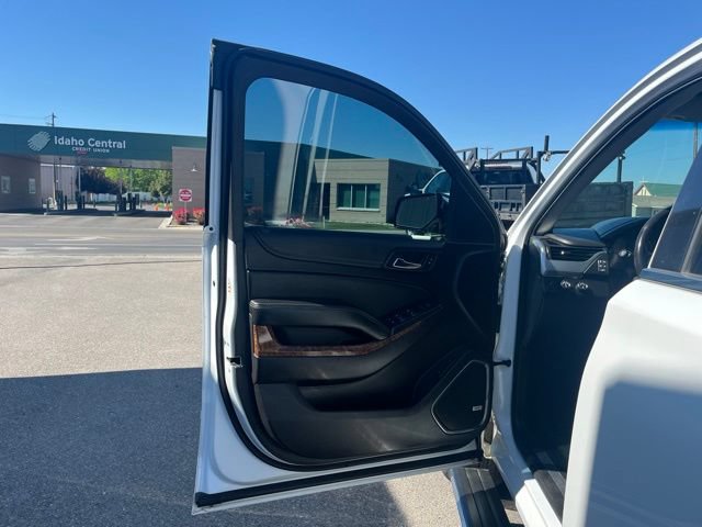 Used 2016 Chevrolet Suburban LTZ AWD/4WD image 25