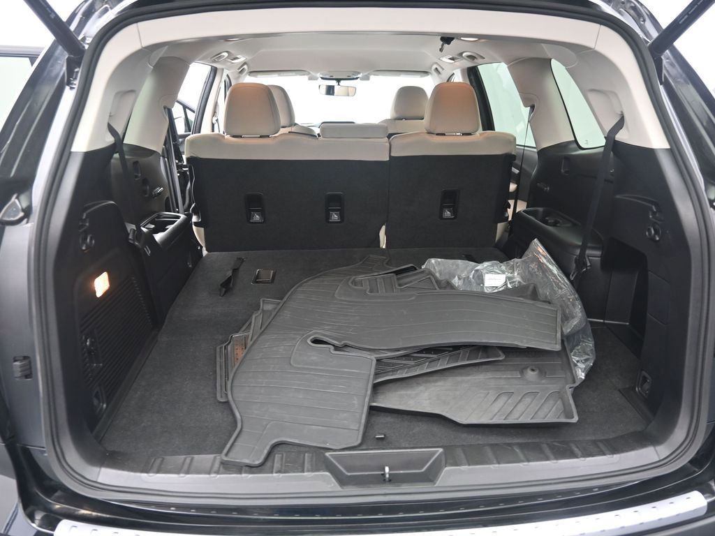 Used 2022 Subaru Ascent Premium w/ Convenience Package image 19
