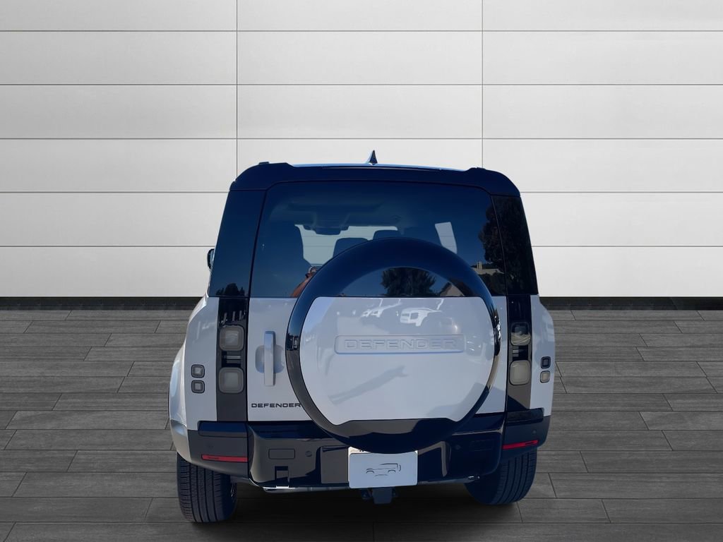 New 2026 Land Rover Defender 110 S AWD/4WD image 4