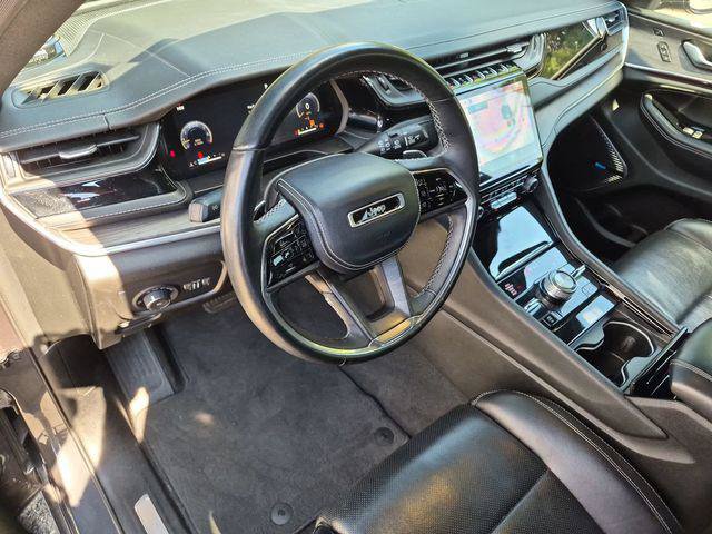 Certified 2022 Jeep Grand Cherokee Overland w/ Luxury Tech Group IV AWD/4WD image 10