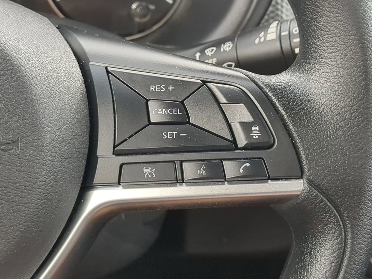Used 2024 Nissan Kicks SV FWD image 22