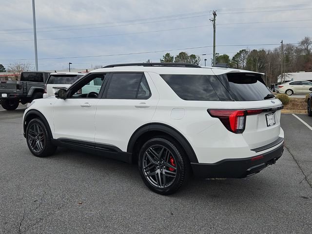 Used 2025 Ford Explorer ST-Line w/ Premium Package image 6